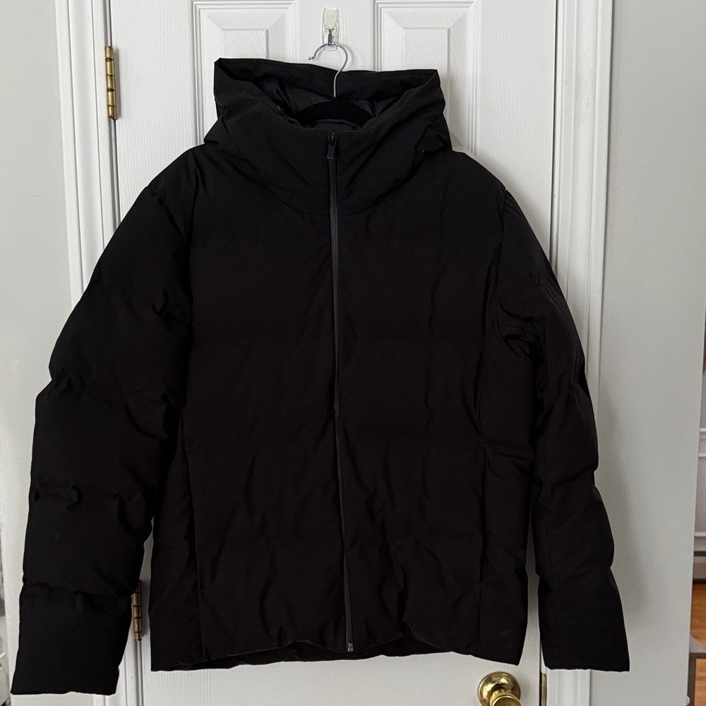 Uniqlo Men's Large Black Seamless Down Parker Hooded